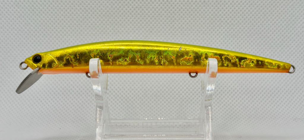 DUO Tide Minnow Slim Heretic 105S – Gold Chartreuse