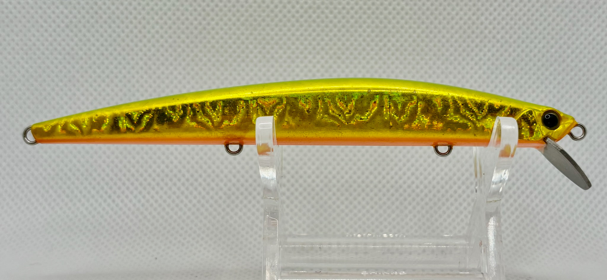 DUO Tide Minnow Slim Heretic 105S – Gold Chartreuse