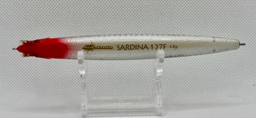 AIMS Sardina 127F – opposite side showing Sardina 127F 18g body marking and holographic silver finish