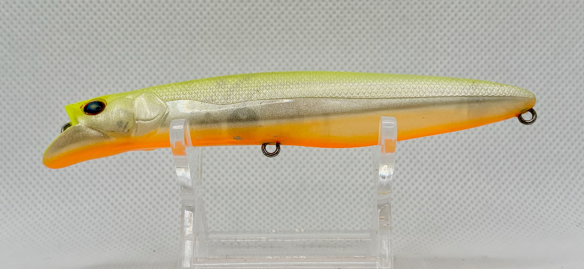 Pazdesign REED Lab-Ra 110F – Pearl Chartreuse / Orange Belly