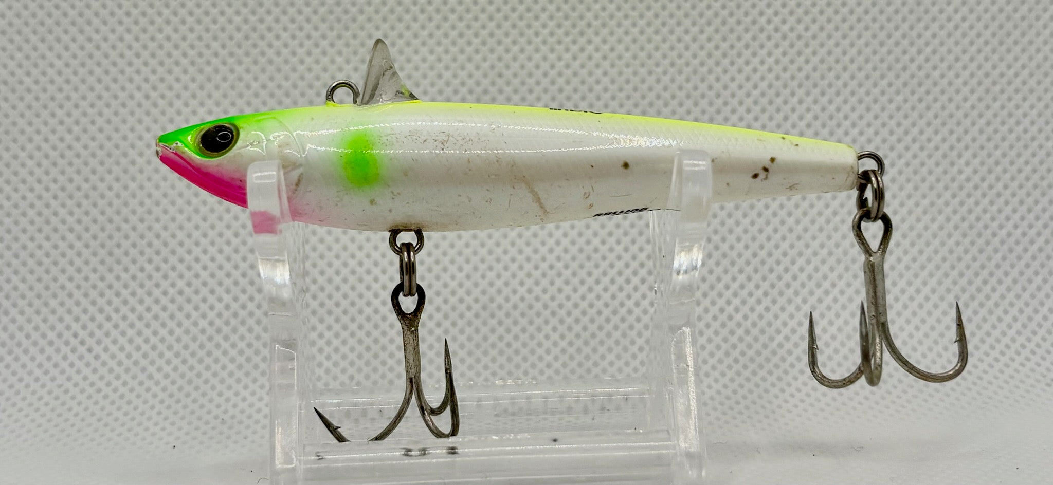 Tackle House Rolling Bait RB77 – Chartreuse/Pearl Pink