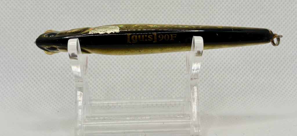 ima Sasuke 90F 90mm Gold Red – underside showing body markings and model text