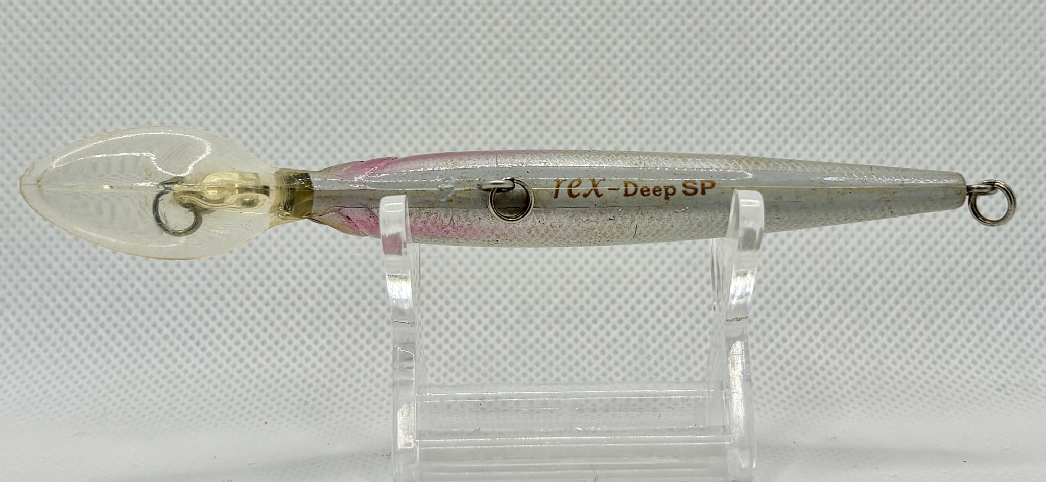 SAURUS Rex Deep SP 90mm – Silver belly ventral view