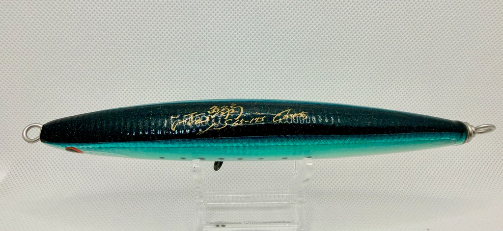 Carpenter Lively Sardine S-65-175 – top/back showing Japanese script and model code