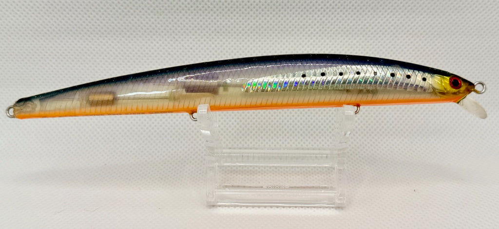 Daiwa Shore Line Shiner SL14 F-G – side B reverse angle showing full body profile