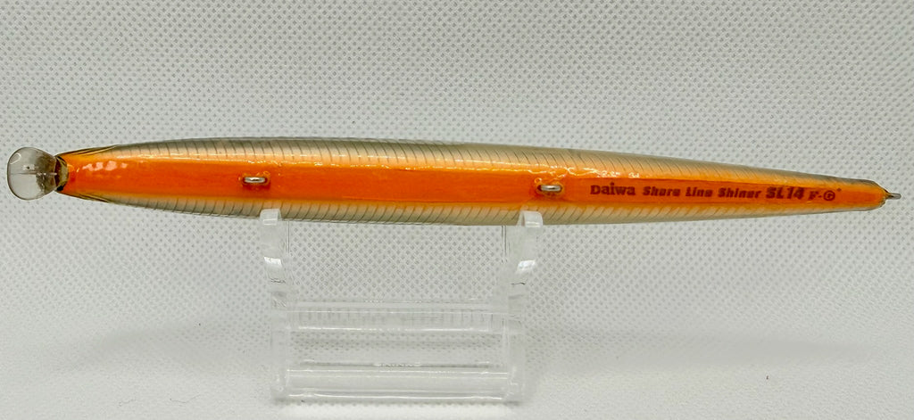 Daiwa Shore Line Shiner SL14 F-G – belly showing orange finish, model script and hook hangers