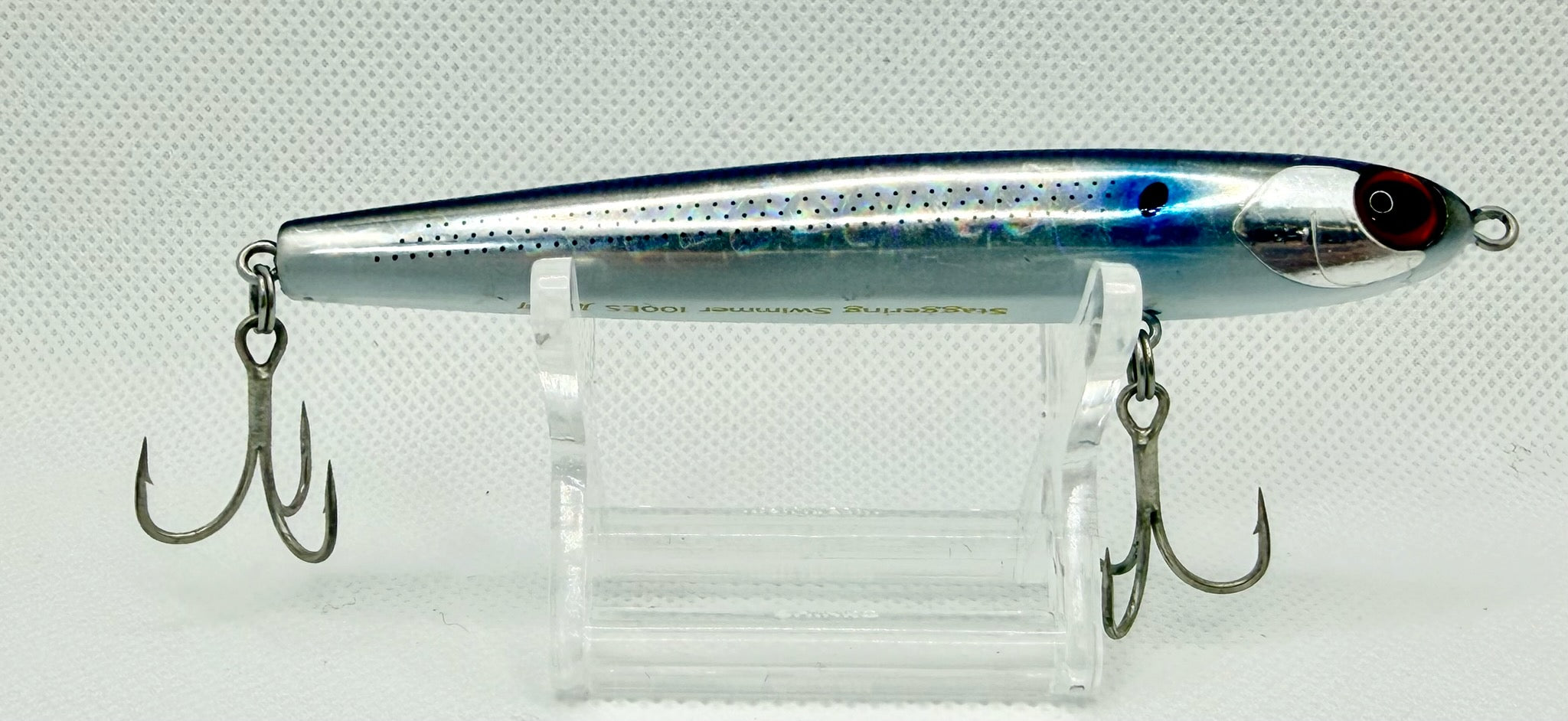 Jetboil Staggering Swimmer 100ES – reverse side showing silver chrome body with blue flash and black dot pattern
