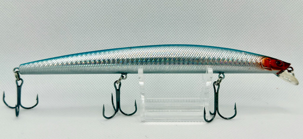 Japanese Long Cast Minnow 170mm Blue Sardine – reverse side showing blue back silver belly
