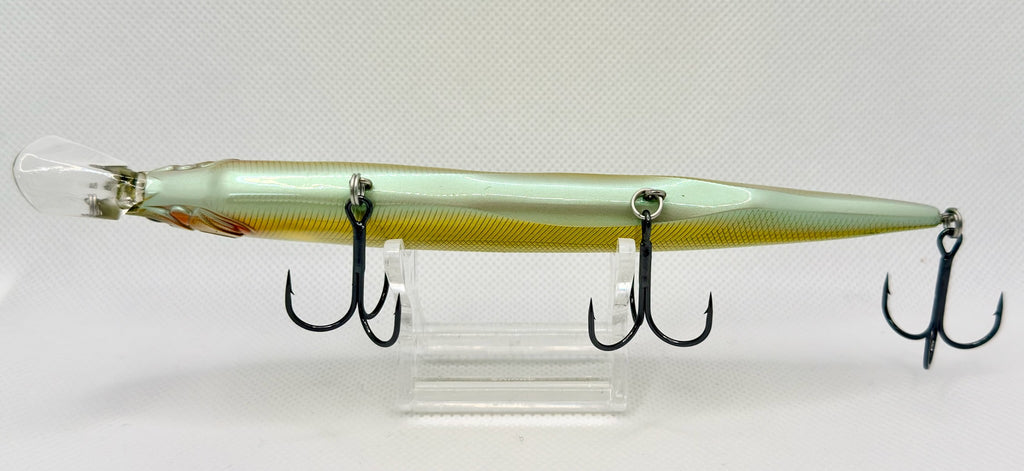 Ito Kamata AR160 160mm – pearl ghost colourway side view with black trebles