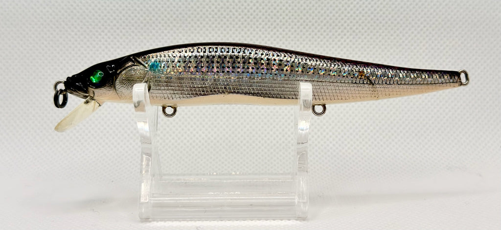 Bassday Sugar Minnow Vision 110S 110mm Black Back Silver – side view