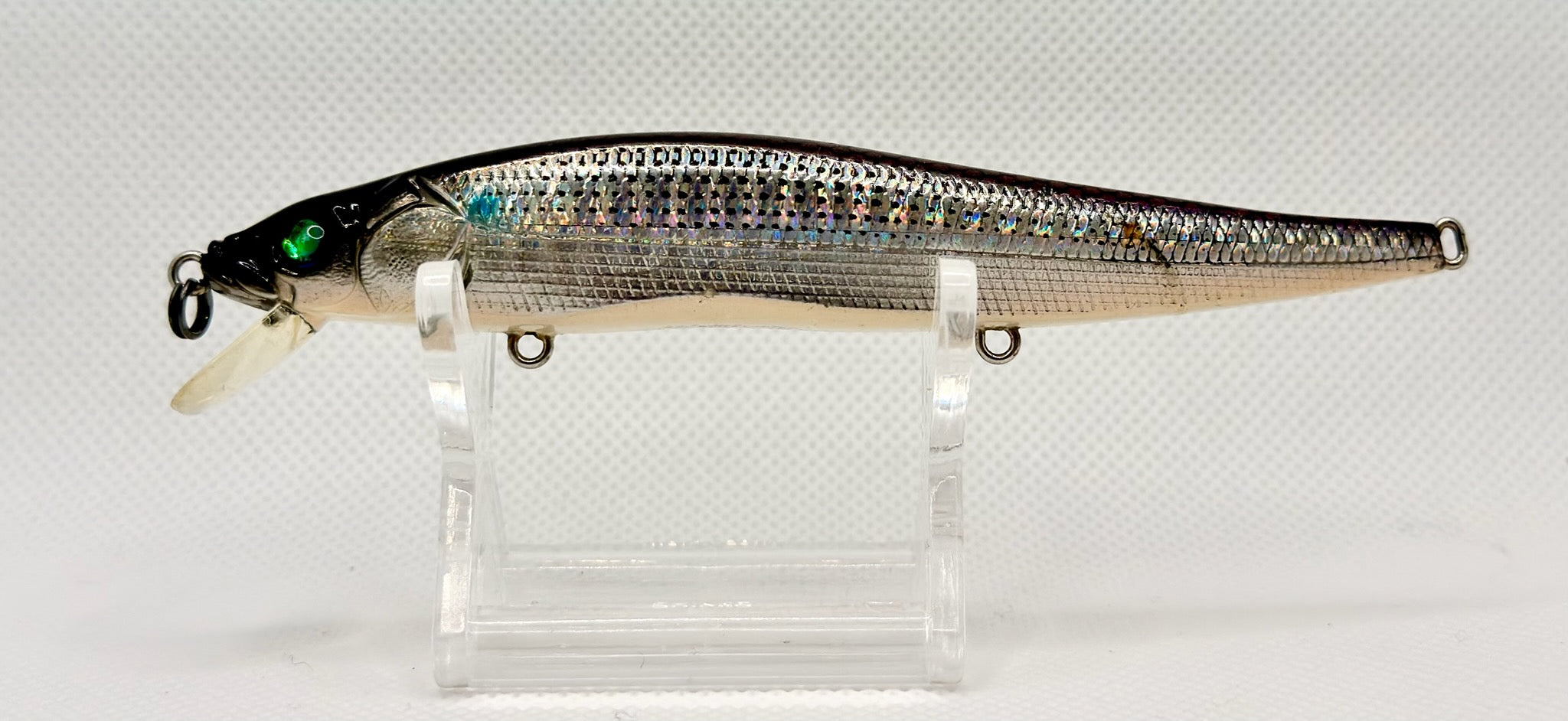 Bassday Sugar Minnow Vision 110S 110mm Black Back Silver – side view