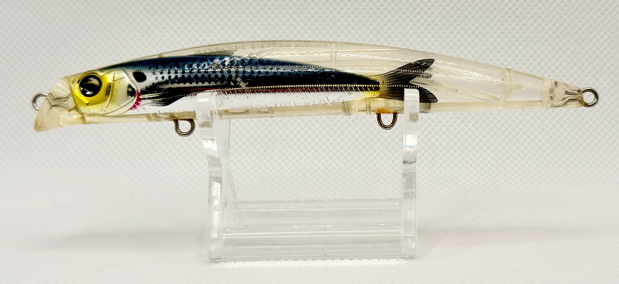 DUEL Hardcore Lipless Minnow 120F – Transparent Sardine